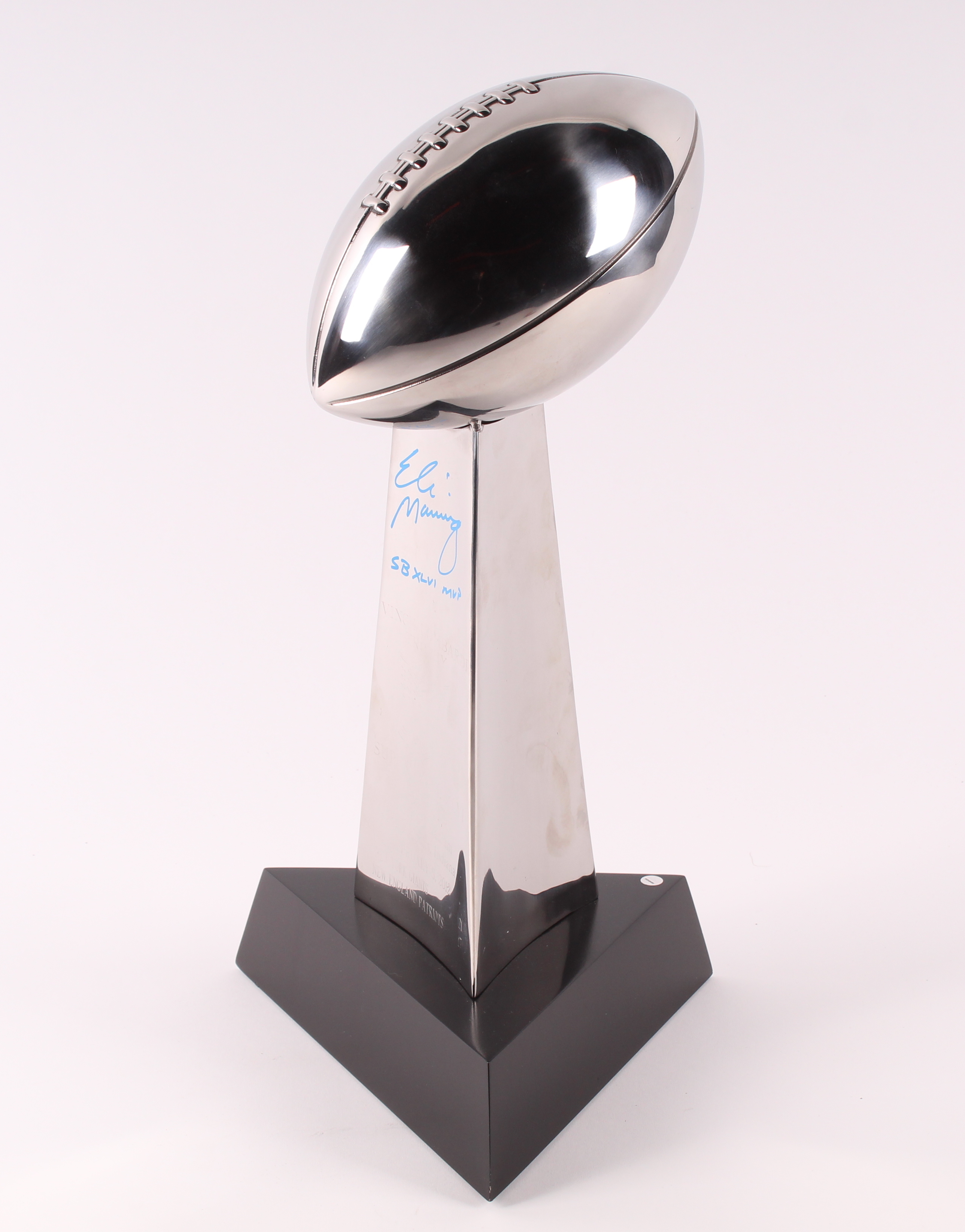 Eli Manning Signed High End Replica Full-Size Super Bowl XLVI Lombardi Trophy Inscribed "Super Bowl XLVI MVP" (Steiner COA) at PristineAuction.com Eli Manning Signed High End Replica Full-Size Super Bowl XLVI Lombardi Trophy Inscribed "Super Bowl XLVI MVP" (Steiner COA) at PristineAuction.com