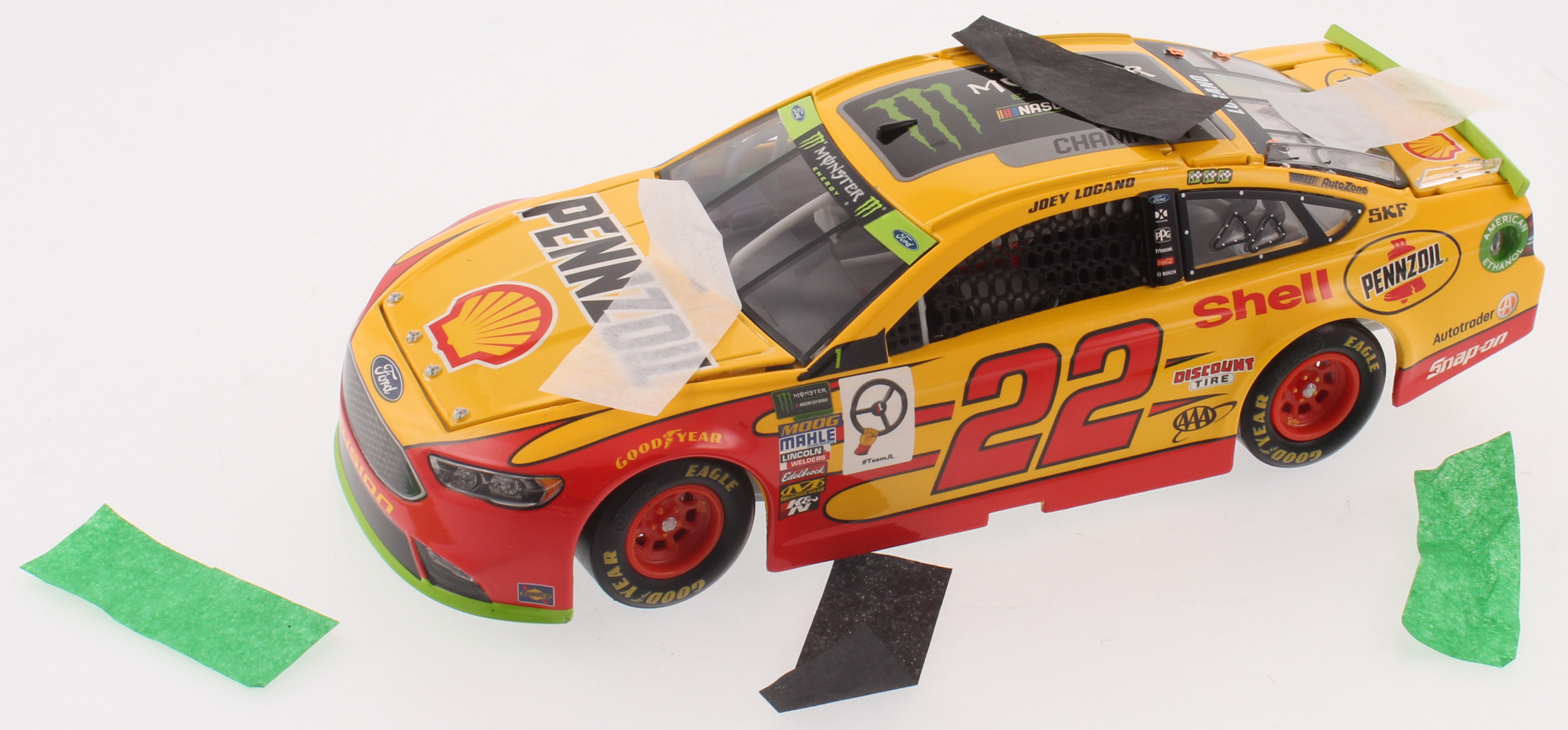 Joey Logano LE 2018 Championship Car #22 Shell-Pennzoil 2018 Fusion 1:24 Die Cast Car at PristineAuction.com Joey Logano LE 2018 Championship Car #22 Shell-Pennzoil 2018 Fusion 1:24 Die Cast Car at PristineAuction.com