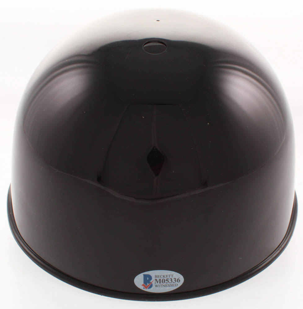 Dave Parker Signed Pittsburgh Pirates Full-Size Replica Batting Helmet Inscribed "7x All Star" (Beckett COA) at PristineAuction.com Dave Parker Signed Pittsburgh Pirates Full-Size Replica Batting Helmet Inscribed "7x All Star" (Beckett COA) at PristineAuction.com