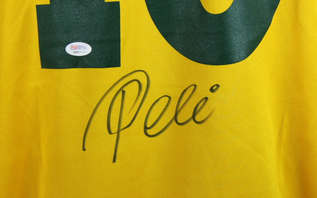 Pele Signed Jersey (PSA COA) at PristineAuction.com Pele Signed Jersey (PSA COA) at PristineAuction.com