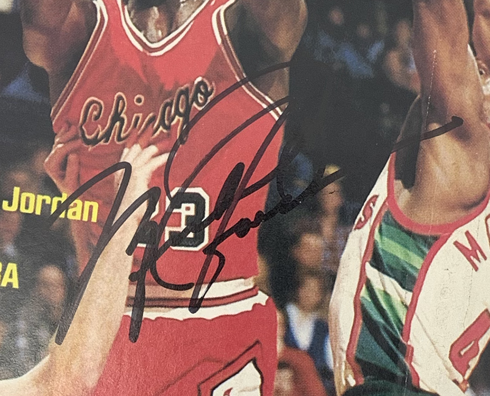 Michael Jordan Signed 1984 Sports Illustrated Magazine (Beckett LOA) at PristineAuction.com Michael Jordan Signed 1984 Sports Illustrated Magazine (Beckett LOA) at PristineAuction.com