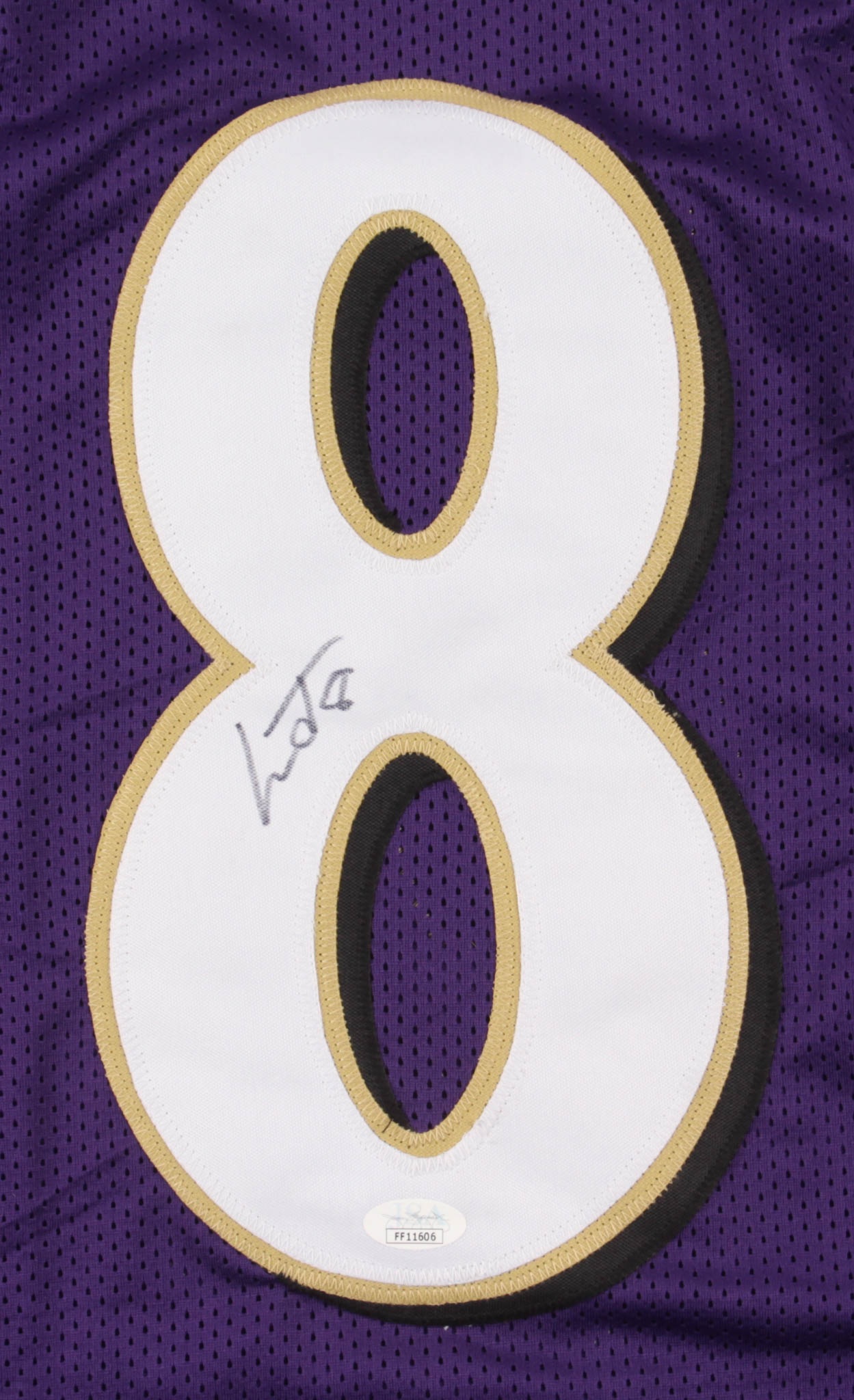 Lamar Jackson Signed Jersey (JSA COA) at PristineAuction.com Lamar Jackson Signed Jersey (JSA COA) at PristineAuction.com