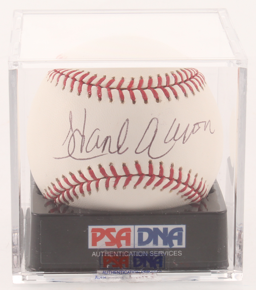 Hank Aaron Signed OML Baseball (PSA COA - Graded 10) at PristineAuction.com Hank Aaron Signed OML Baseball (PSA COA - Graded 10) at PristineAuction.com