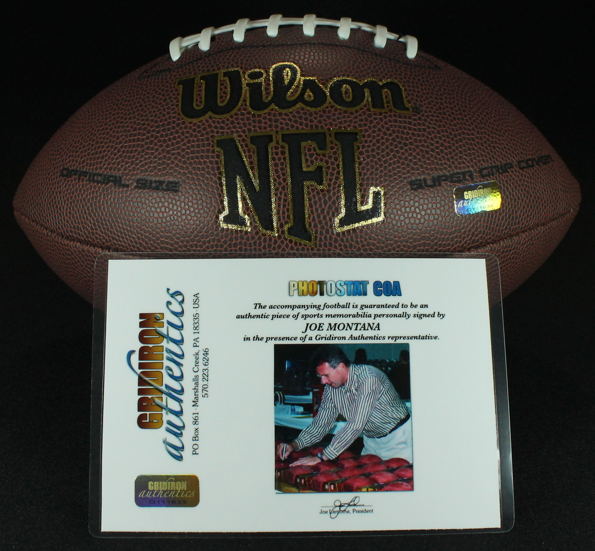 Joe Montana Signed Football (Gridiron Authentics COA) at PristineAuction.com Joe Montana Signed Football (Gridiron Authentics COA) at PristineAuction.com