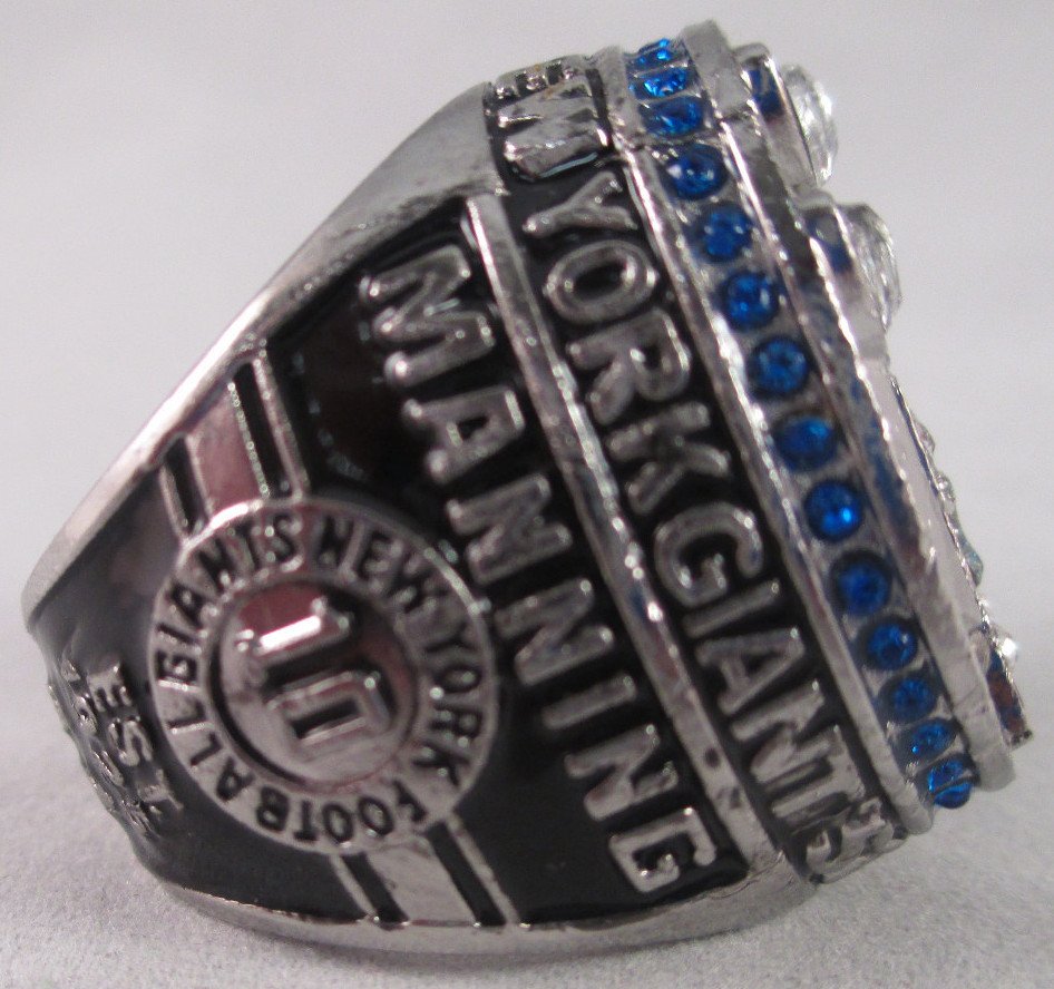 Eli Manning New York Giants High Quality Replica 2011 Super Bowl Ring at PristineAuction.com Eli Manning New York Giants High Quality Replica 2011 Super Bowl Ring at PristineAuction.com
