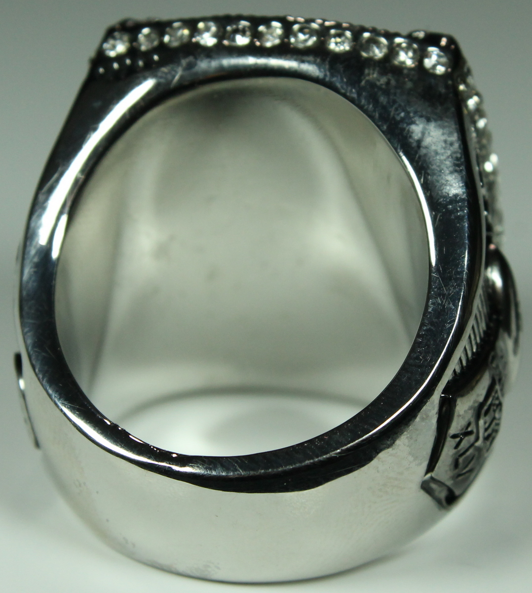 Aaron Rodgers Packers High Quality Replica 2010 Super Bowl Ring at PristineAuction.com Aaron Rodgers Packers High Quality Replica 2010 Super Bowl Ring at PristineAuction.com