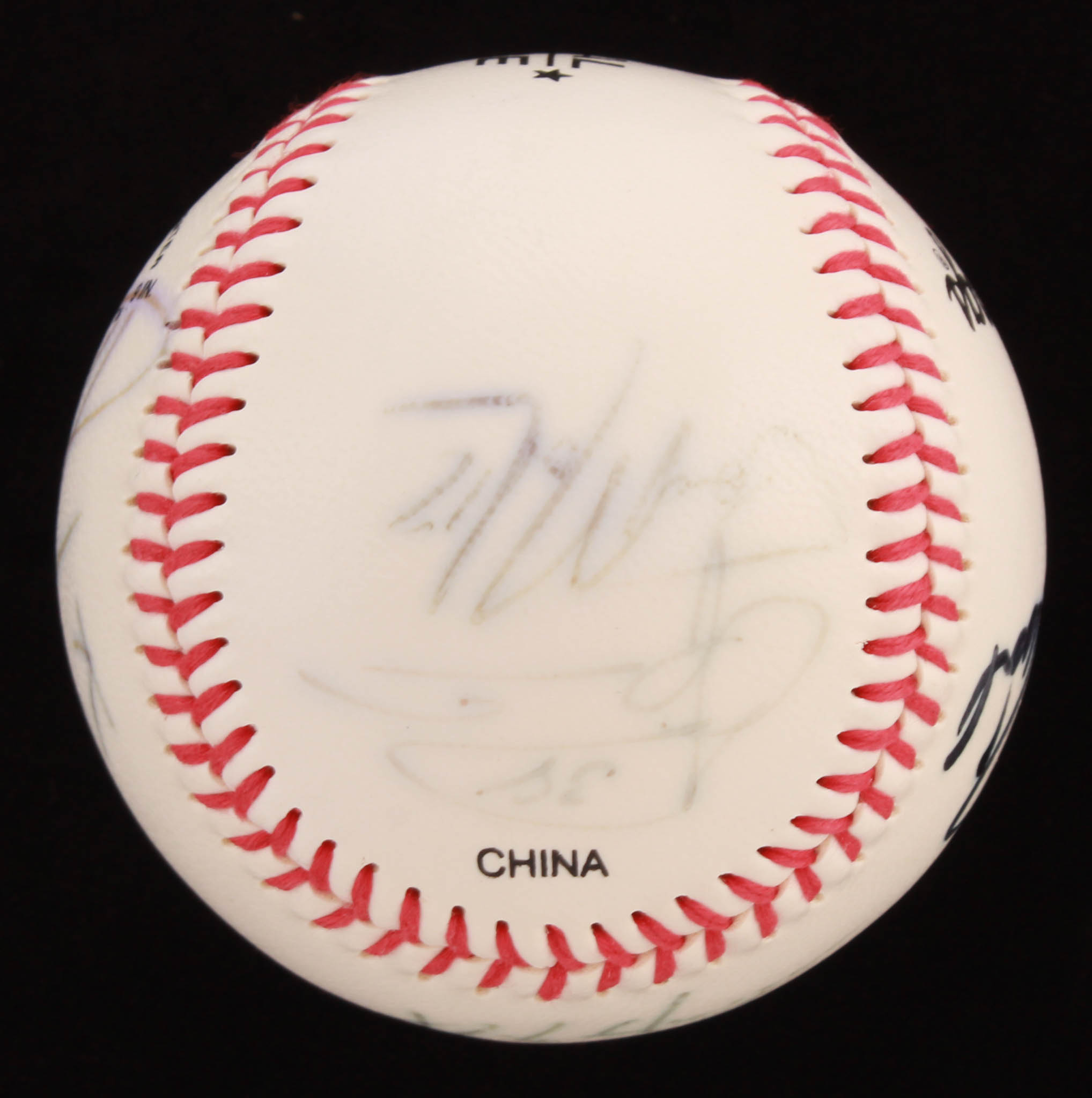 2006 Seattle Mariners OL Baseball Team-Signed by (7) with Ichiro Suzuki, Felix Hernandez, Mike Hargrove, Joel Pinero, Kenji Johima (JSA LOA) at PristineAuction.com 2006 Seattle Mariners OL Baseball Team-Signed by (7) with Ichiro Suzuki, Felix Hernandez, Mike Hargrove, Joel Pinero, Kenji Johima (JSA LOA) at PristineAuction.com