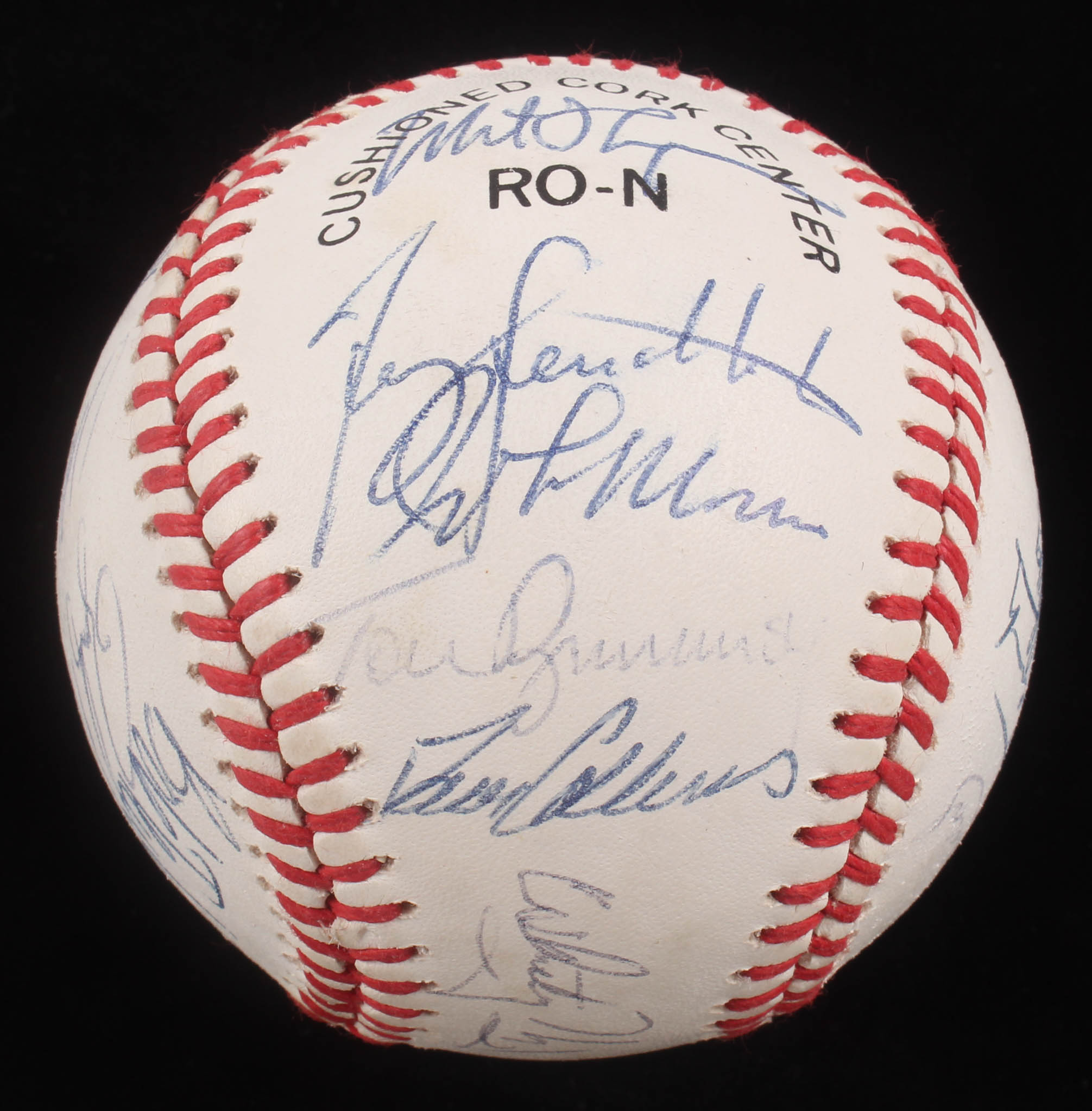 1990 St. Louis Cardinals ONL Baseball Team-Signed by (20) with Todd Zeille, Terry Pendleton, Willie McGee with Display Case (PSA LOA) at PristineAuction.com 1990 St. Louis Cardinals ONL Baseball Team-Signed by (20) with Todd Zeille, Terry Pendleton, Willie McGee with Display Case (PSA LOA) at PristineAuction.com