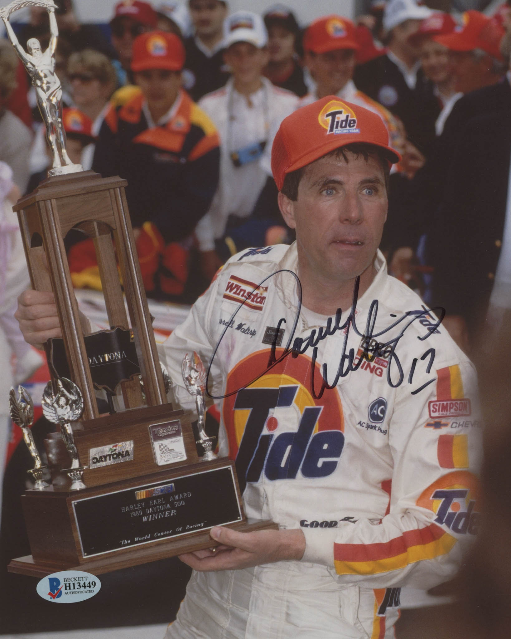 Darrell Waltrip Signed NASCAR 8x10 Photo Inscribed "17" (Beckett COA) at PristineAuction.com Darrell Waltrip Signed NASCAR 8x10 Photo Inscribed "17" (Beckett COA) at PristineAuction.com