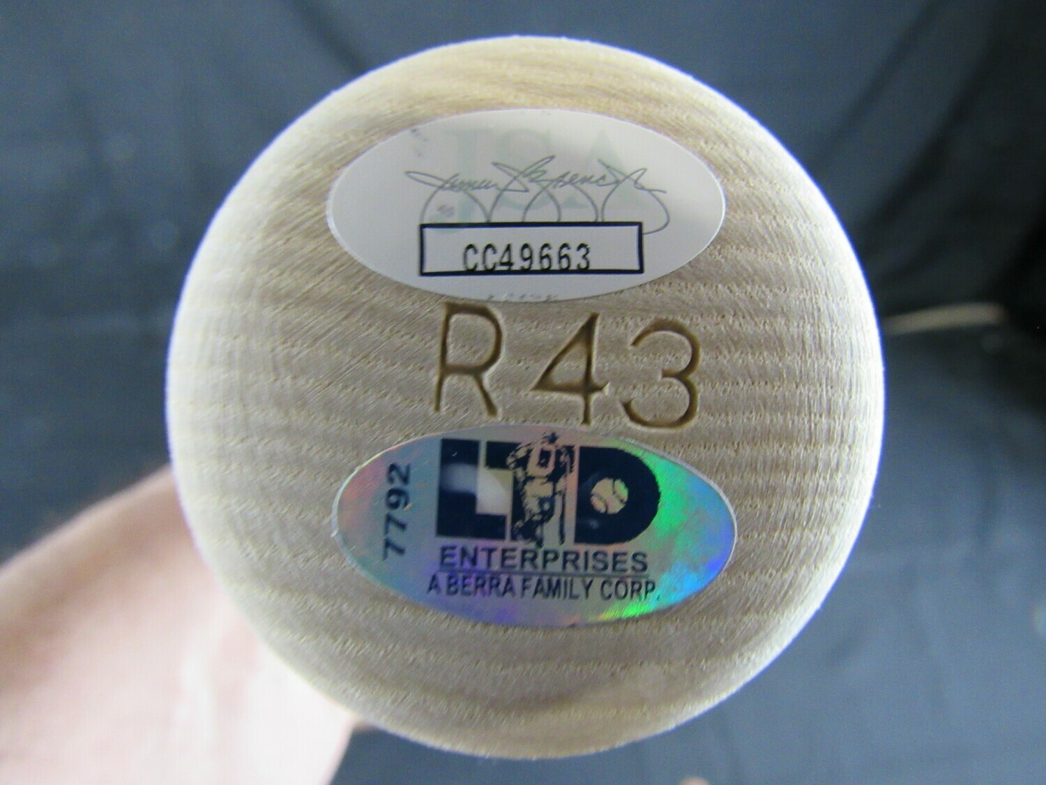 Yogi Berra Signed Louisville Slugger Player Model Baseball Bat (JSA COA) at PristineAuction.com Yogi Berra Signed Louisville Slugger Player Model Baseball Bat (JSA COA) at PristineAuction.com