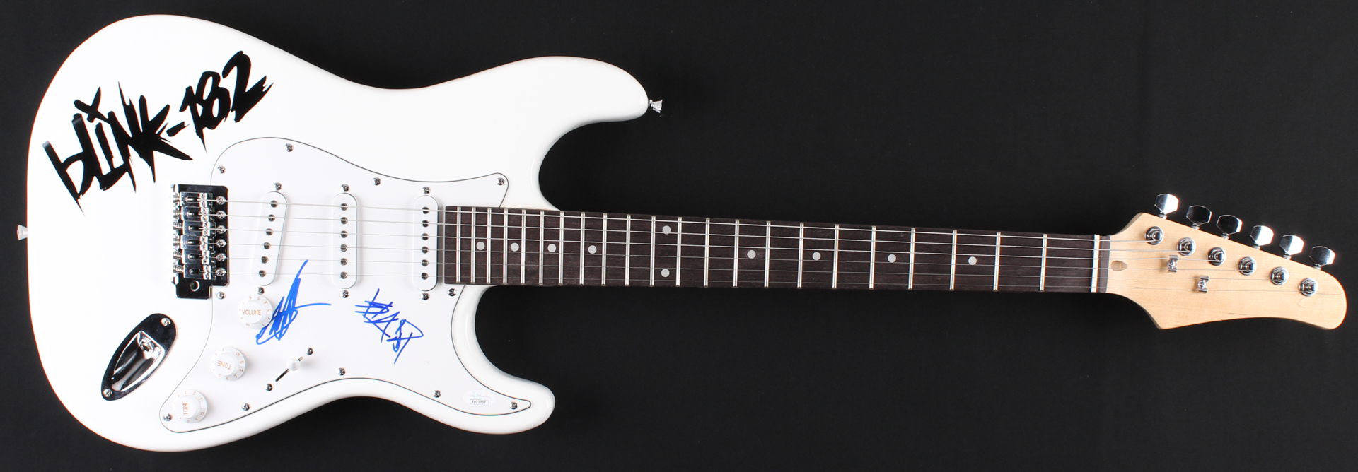 Travis Barker & Mark Hoppus Signed Blink-182 38.5" Electric Guitar (Beckett COA) at PristineAuction.com Travis Barker & Mark Hoppus Signed Blink-182 38.5" Electric Guitar (Beckett COA) at PristineAuction.com