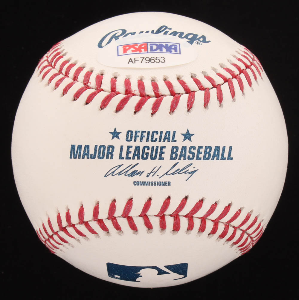 Gary Sheffield Signed OML Baseball Inscribed "500 HR 4/17/09" with Display Case (PSA COA) at PristineAuction.com Gary Sheffield Signed OML Baseball Inscribed "500 HR 4/17/09" with Display Case (PSA COA) at PristineAuction.com