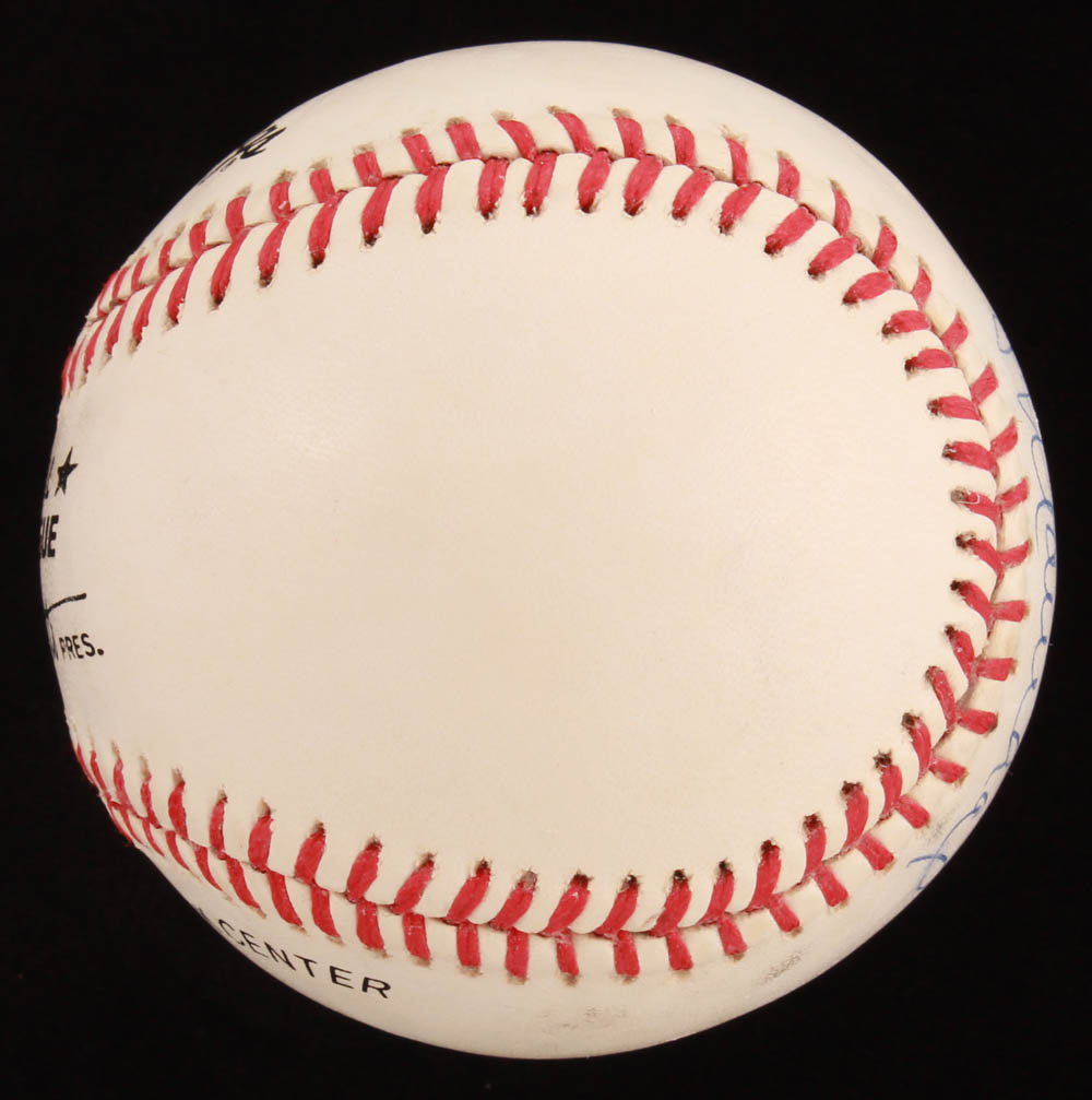 Juan Marichal Signed ONL Baseball (JSA COA) at PristineAuction.com Juan Marichal Signed ONL Baseball (JSA COA) at PristineAuction.com