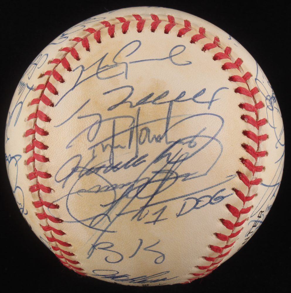 1999 Chicago Cubs ONL Team-Signed by (32) with Mark Grace, Sammy Sosa, Jim Riggleman, Rick Aguilera, Dave Bialas (JSA ALOA) at PristineAuction.com 1999 Chicago Cubs ONL Team-Signed by (32) with Mark Grace, Sammy Sosa, Jim Riggleman, Rick Aguilera, Dave Bialas (JSA ALOA) at PristineAuction.com