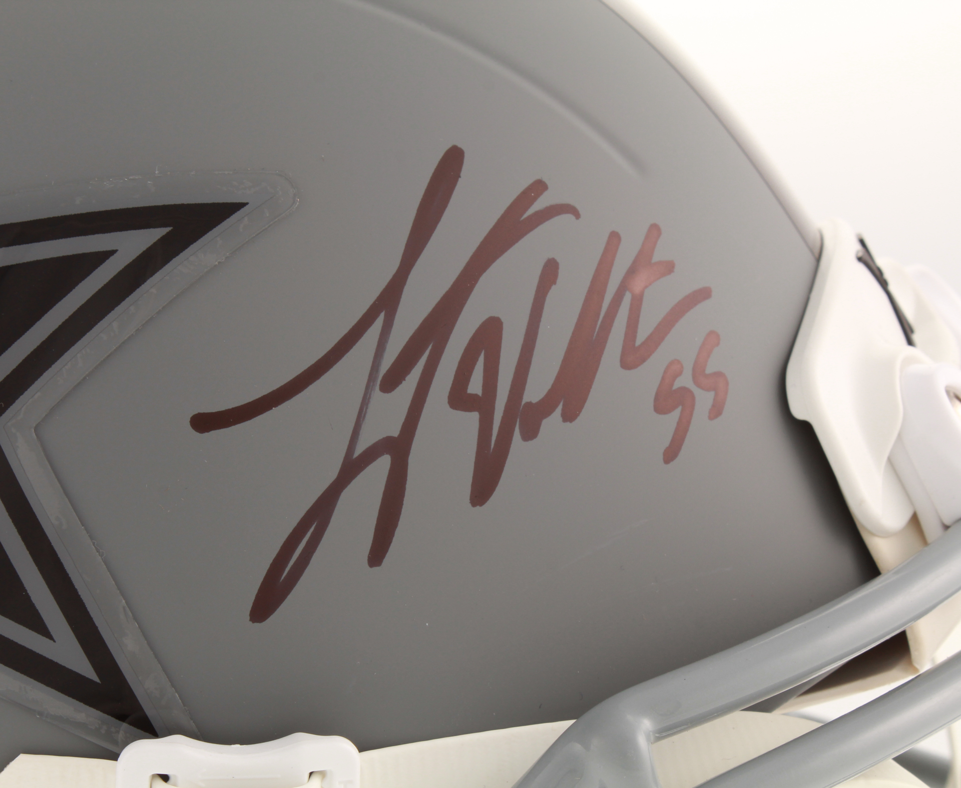 Leighton Vander Esch Signed Dallas Cowboys Matte Gray Full-Size Helmet (Beckett COA) at PristineAuction.com Leighton Vander Esch Signed Dallas Cowboys Matte Gray Full-Size Helmet (Beckett COA) at PristineAuction.com