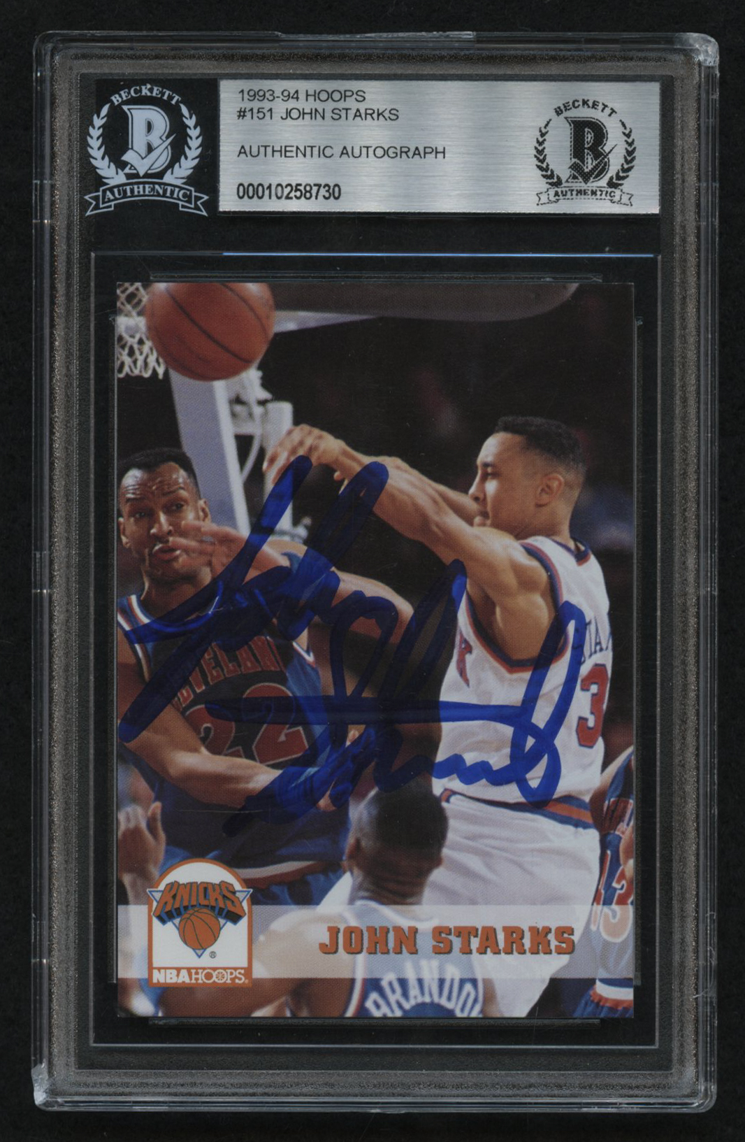 John Starks Signed 1993-94 Hoops #151 (BGS Encapsulated) at PristineAuction.com John Starks Signed 1993-94 Hoops #151 (BGS Encapsulated) at PristineAuction.com