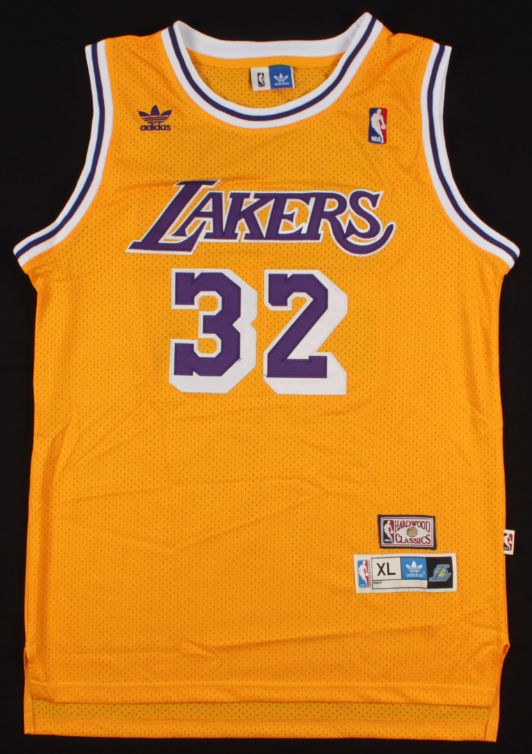 Magic Johnson Signed Los Angeles Lakers Jersey (PSA Hologram) at PristineAuction.com Magic Johnson Signed Los Angeles Lakers Jersey (PSA Hologram) at PristineAuction.com