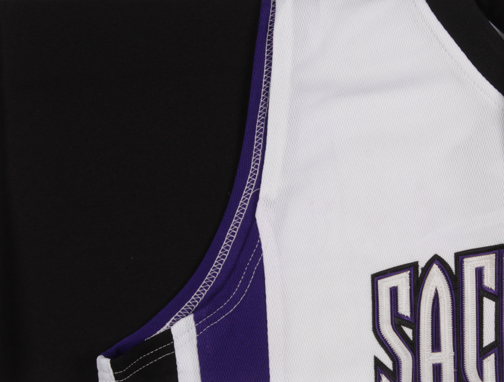 Tyreke Evans Signed Sacramento Kings Jersey (Hollywood Collectibles COA) at PristineAuction.com Tyreke Evans Signed Sacramento Kings Jersey (Hollywood Collectibles COA) at PristineAuction.com