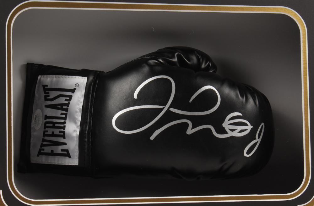 Floyd Mayweather - Short Et Gant De Boxe Encadrés - Signés Avec Certificat