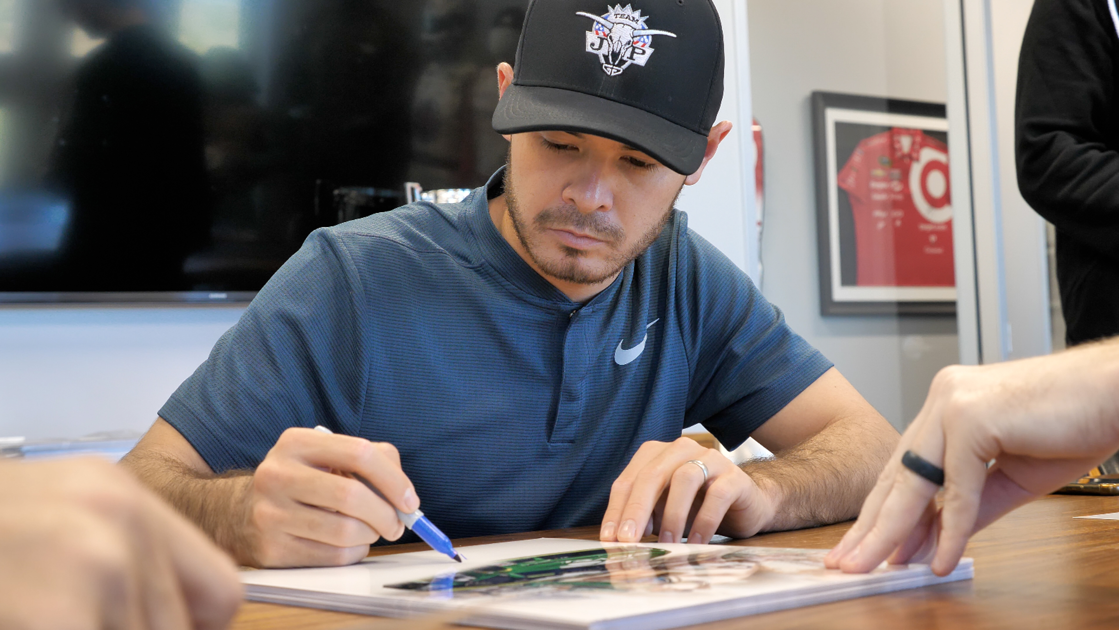 Kyle Larson Signed NASCAR 11x14 Photo (PA COA) at PristineAuction.com Kyle Larson Signed NASCAR 11x14 Photo (PA COA) at PristineAuction.com