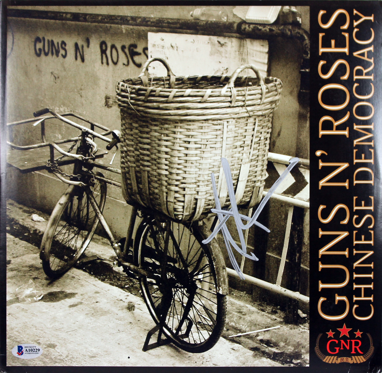 Axl Rose Signed Guns N' Roses "Chinese Democracy" Vinyl Record Album (Beckett LOA) at PristineAuction.com Axl Rose Signed Guns N' Roses "Chinese Democracy" Vinyl Record Album (Beckett LOA) at PristineAuction.com