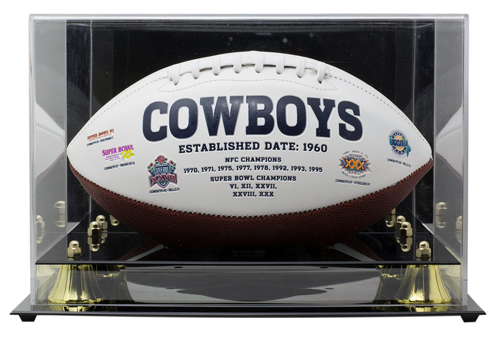 Ezekiel Elliott Signed Dallas Cowboys Logo Football with High-Quality Display Case (Beckett COA) at PristineAuction.com Ezekiel Elliott Signed Dallas Cowboys Logo Football with High-Quality Display Case (Beckett COA) at PristineAuction.com