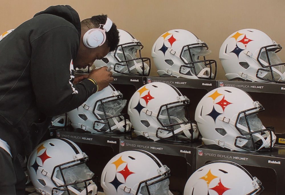 JuJu Smith-Schuster Signed Steelers Full-Size AMP Alternate Speed Helmet (JSA COA) at PristineAuction.com JuJu Smith-Schuster Signed Steelers Full-Size AMP Alternate Speed Helmet (JSA COA) at PristineAuction.com