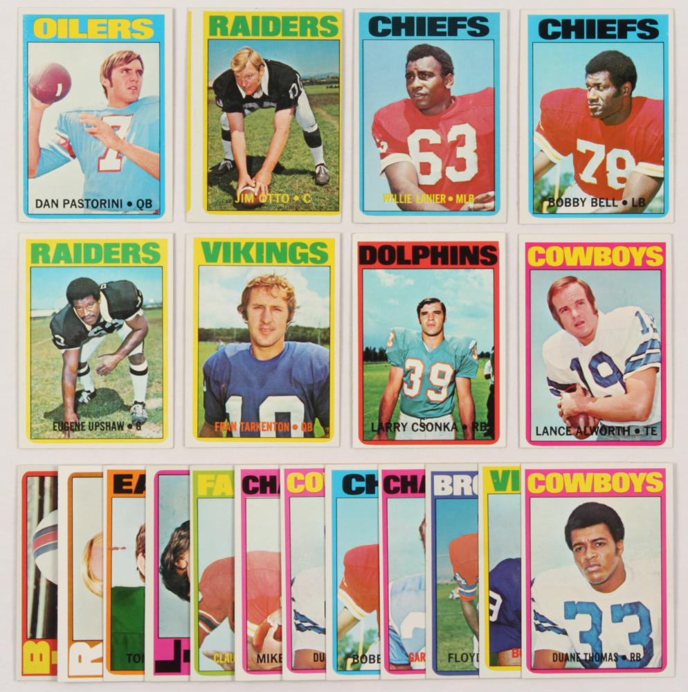 Lot of (20) 1972 Topps Football Cards with 248 Lance Alworth, 140