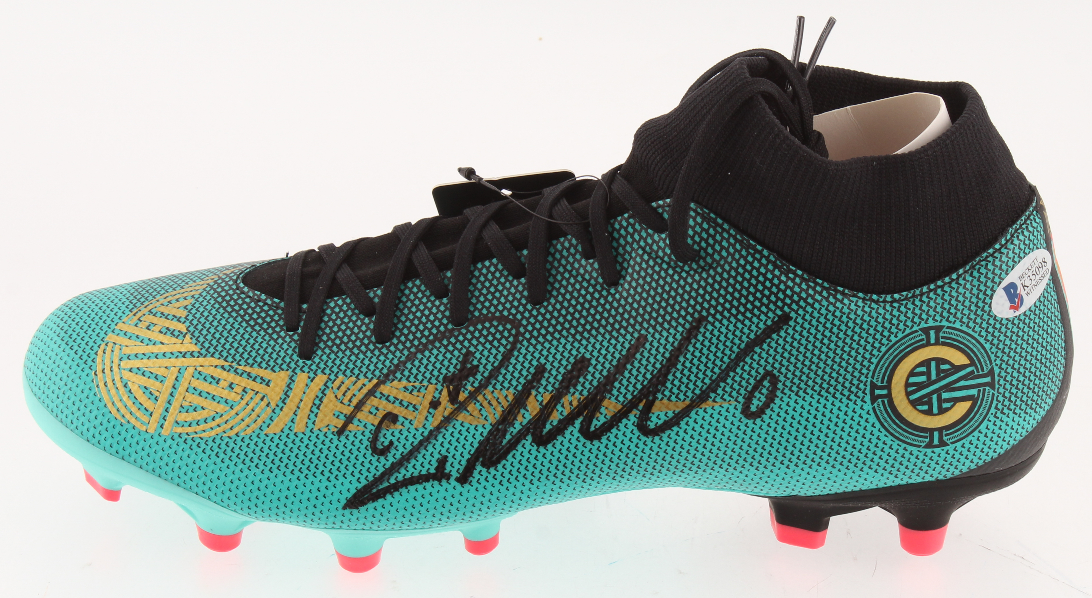Cristiano Ronaldo Signed Nike Soccer Cleat (Beckett COA) at PristineAuction.com Cristiano Ronaldo Signed Nike Soccer Cleat (Beckett COA) at PristineAuction.com
