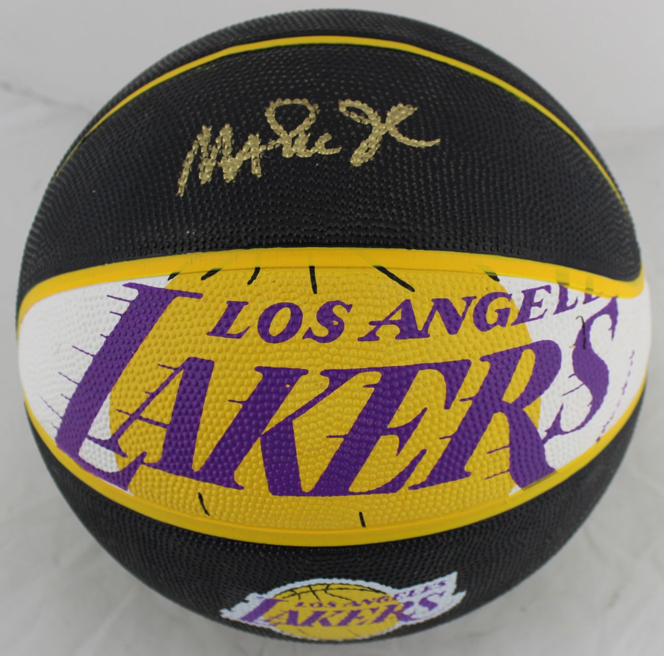 Magic Johnson Signed Lakers Logo Basketball (Beckett COA) at PristineAuction.com Magic Johnson Signed Lakers Logo Basketball (Beckett COA) at PristineAuction.com