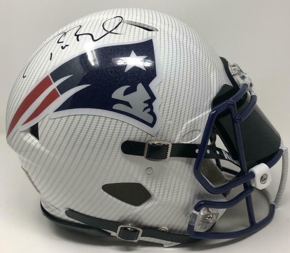 Tom Brady Signed Patriots Custom Hydro Dipped Full-Size Authentic On-Field Speed Helmet (Tristar Hologram) at PristineAuction.com Tom Brady Signed Patriots Custom Hydro Dipped Full-Size Authentic On-Field Speed Helmet (Tristar Hologram) at PristineAuction.com