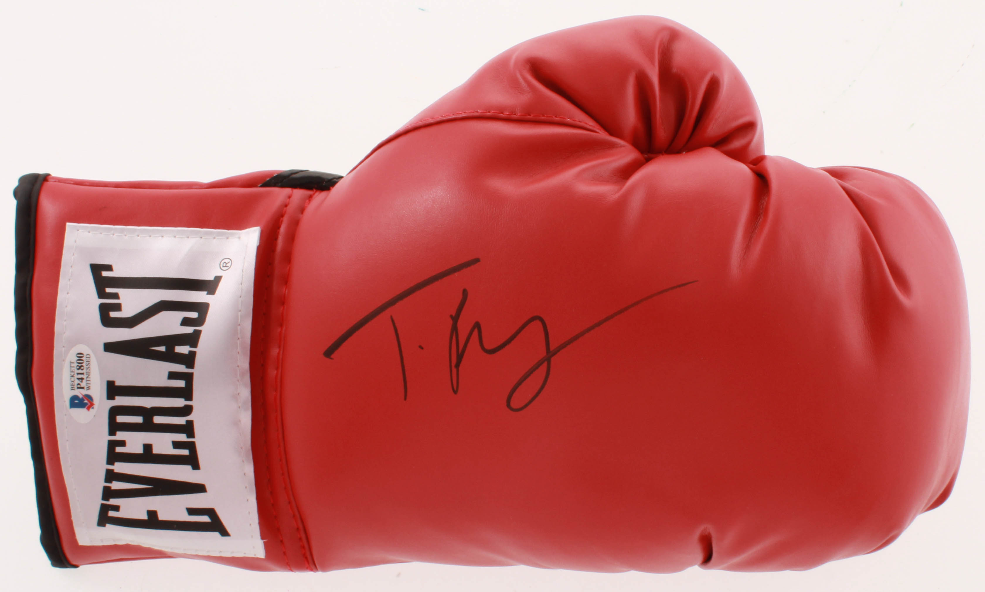 Tyson Fury Signed Everlast Boxing Glove (Beckett COA) at PristineAuction.com Tyson Fury Signed Everlast Boxing Glove (Beckett COA) at PristineAuction.com