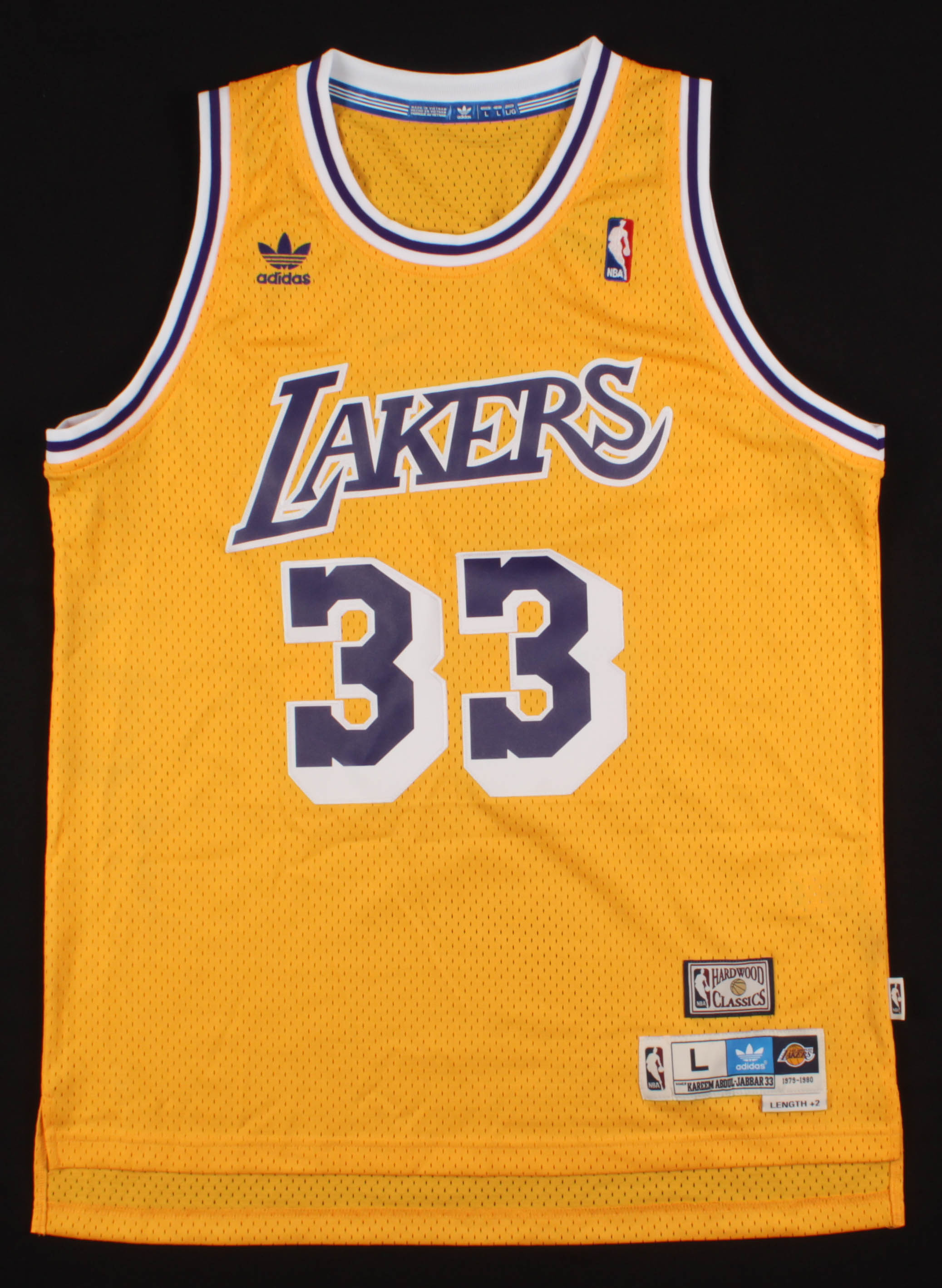 Kareem Abdul-Jabbar Signed Lakers Jersey (Beckett COA) at PristineAuction.com Kareem Abdul-Jabbar Signed Lakers Jersey (Beckett COA) at PristineAuction.com
