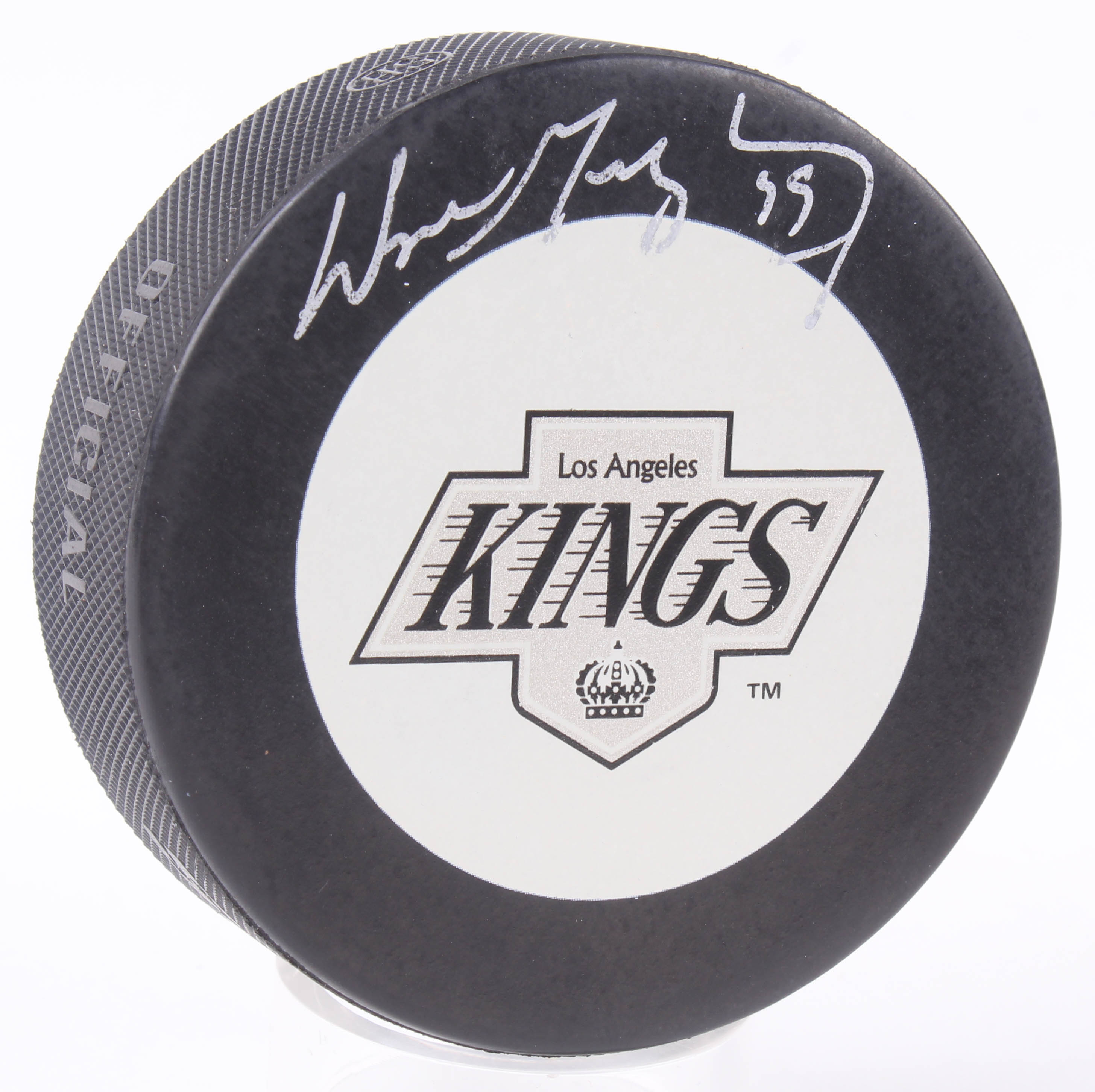 Wayne Gretzky Signed Kings Logo Hockey Puck (JSA COA) at PristineAuction.com Wayne Gretzky Signed Kings Logo Hockey Puck (JSA COA) at PristineAuction.com
