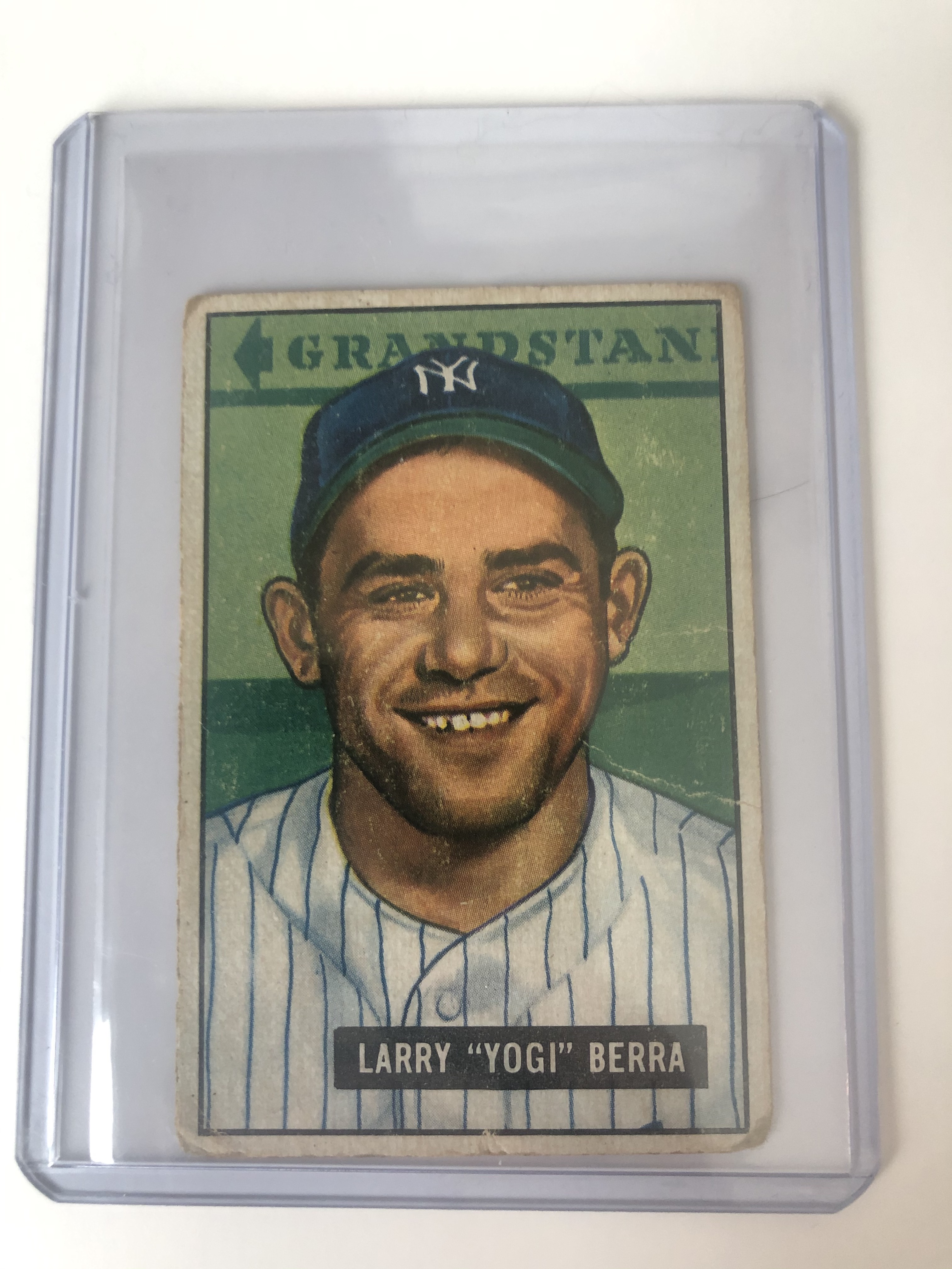 Cardboard Hits Presents Vintage Card Mystery Box Series 8 at PristineAuction.com Cardboard Hits Presents Vintage Card Mystery Box Series 8 at PristineAuction.com