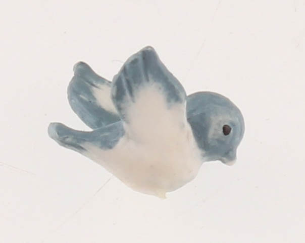 The Bradford Edition Disney's Dresses & Dreams LE "Snow White's Wish" Snow White Porcelain Figurine (Bradford COA) at PristineAuction.com The Bradford Edition Disney's Dresses & Dreams LE "Snow White's Wish" Snow White Porcelain Figurine (Bradford COA) at PristineAuction.com