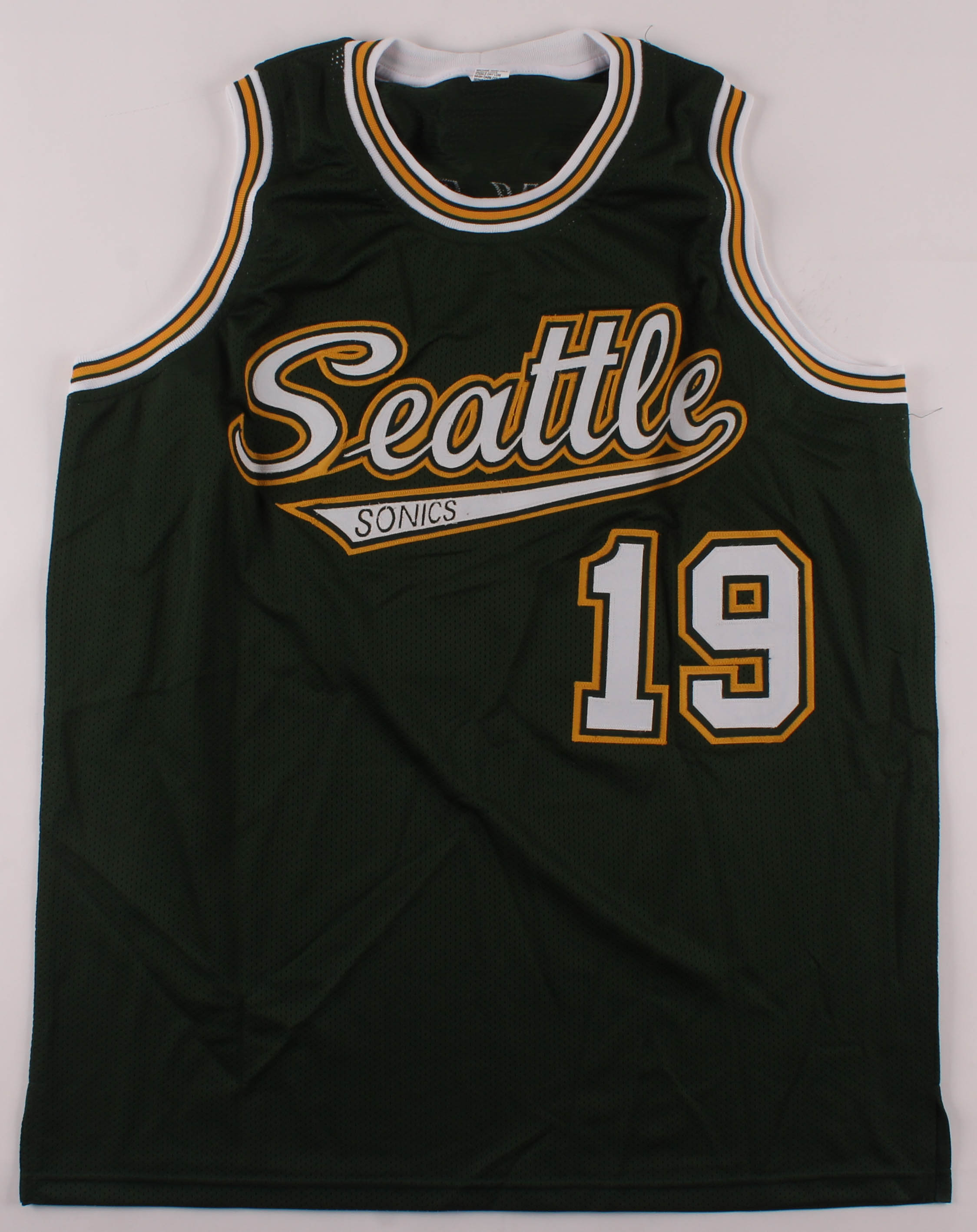 Lenny Wilkens Signed Jersey (JSA COA) at PristineAuction.com Lenny Wilkens Signed Jersey (JSA COA) at PristineAuction.com