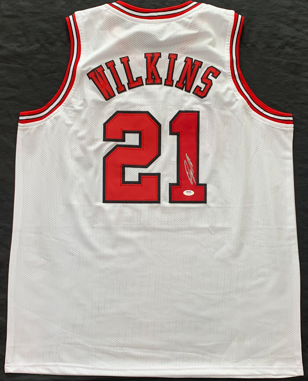 Dominique Wilkins Signed Jersey (PSA COA) at PristineAuction.com Dominique Wilkins Signed Jersey (PSA COA) at PristineAuction.com