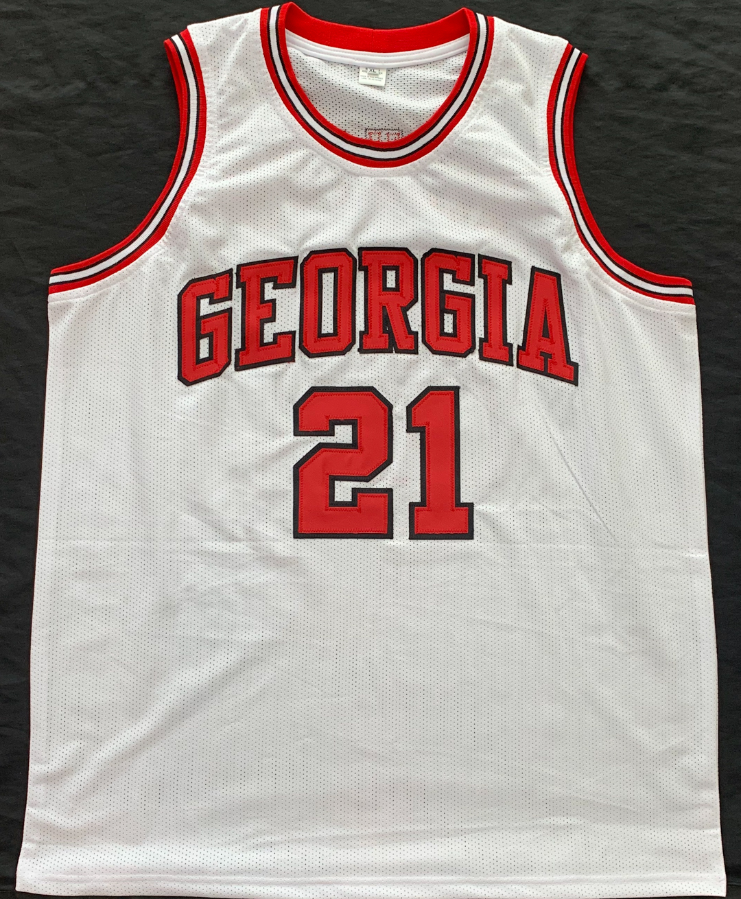 Dominique Wilkins Signed Jersey (PSA COA) at PristineAuction.com Dominique Wilkins Signed Jersey (PSA COA) at PristineAuction.com