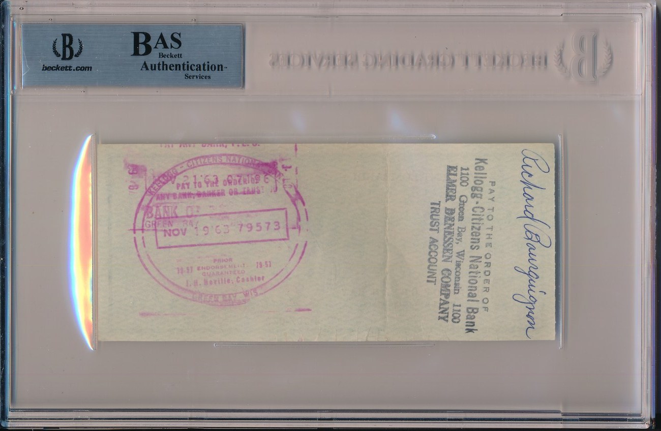 Vince Lombardi Signed 1963 Personal Bank Check (BGS Encapsulated) at PristineAuction.com Vince Lombardi Signed 1963 Personal Bank Check (BGS Encapsulated) at PristineAuction.com