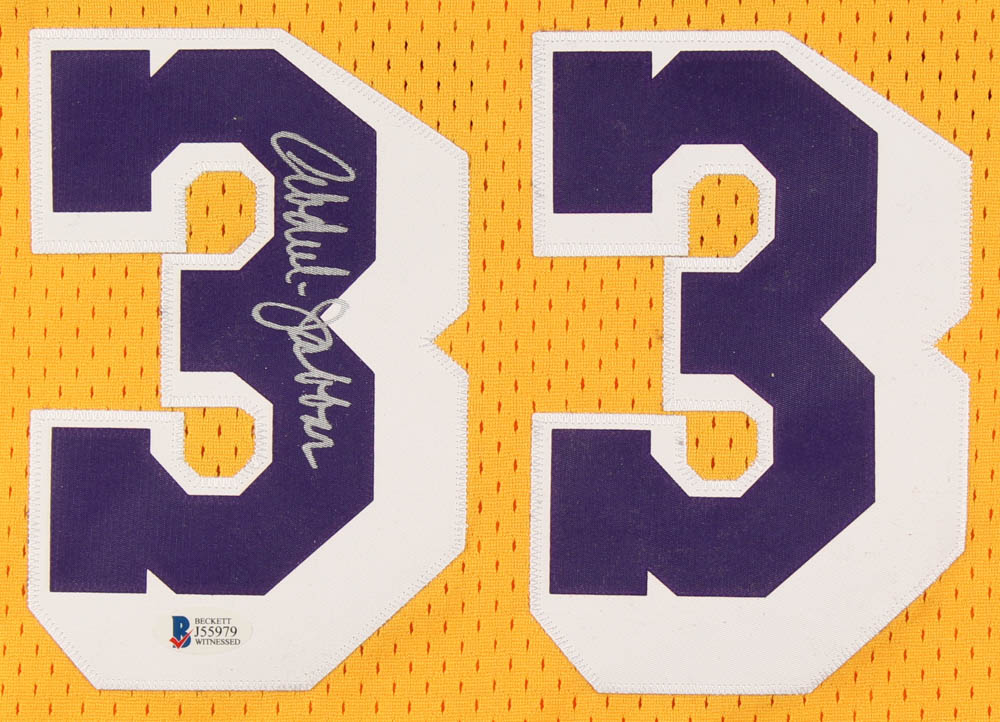 Kareem Abdul-Jabbar Signed Lakers Jersey (Beckett COA) at PristineAuction.com Kareem Abdul-Jabbar Signed Lakers Jersey (Beckett COA) at PristineAuction.com