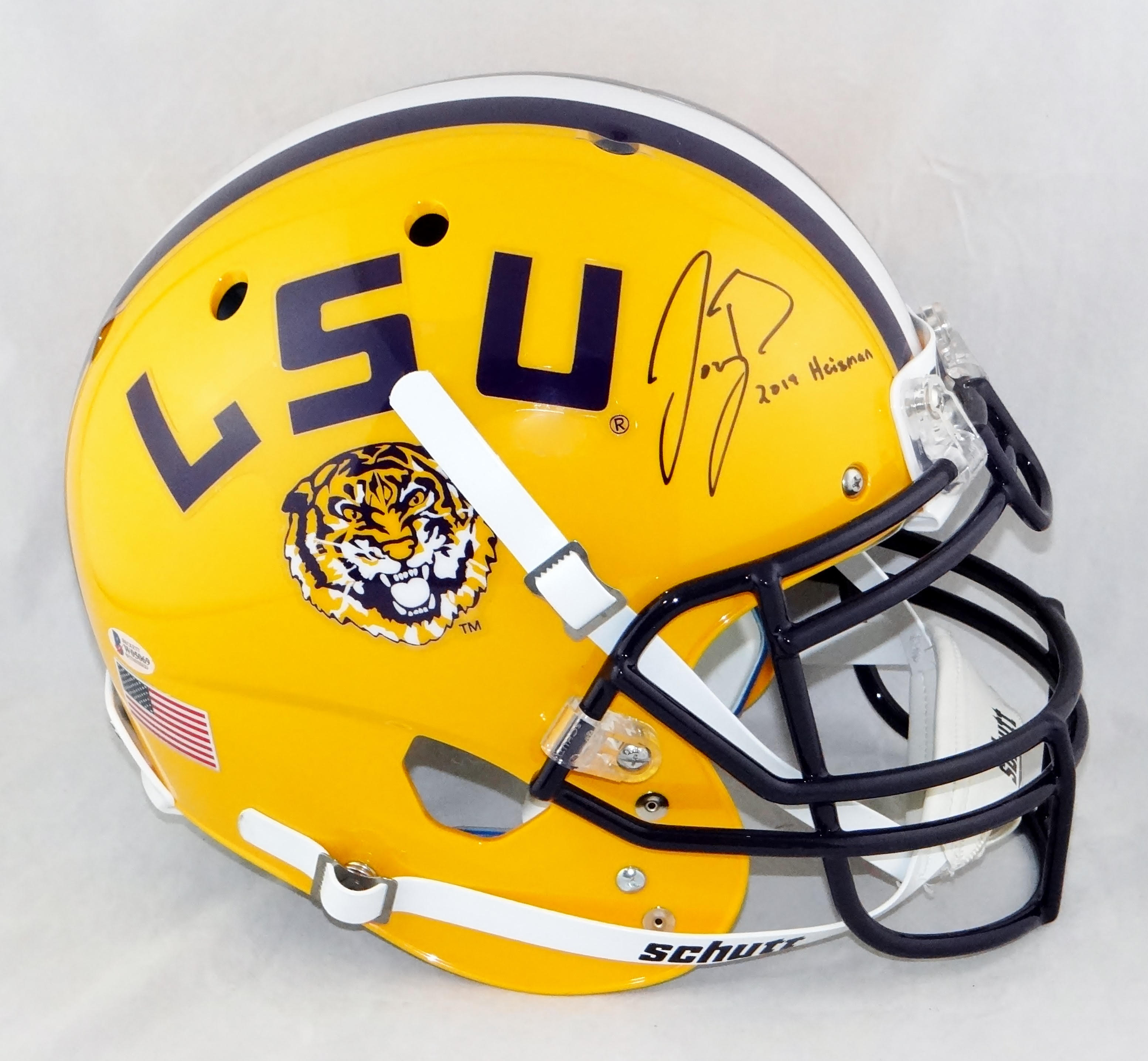 Joe Burrow Signed LSU Tigers Full-Size Authentic On-Field Helmet Inscribed "2019 Heisman" (Beckett COA) at PristineAuction.com Joe Burrow Signed LSU Tigers Full-Size Authentic On-Field Helmet Inscribed "2019 Heisman" (Beckett COA) at PristineAuction.com