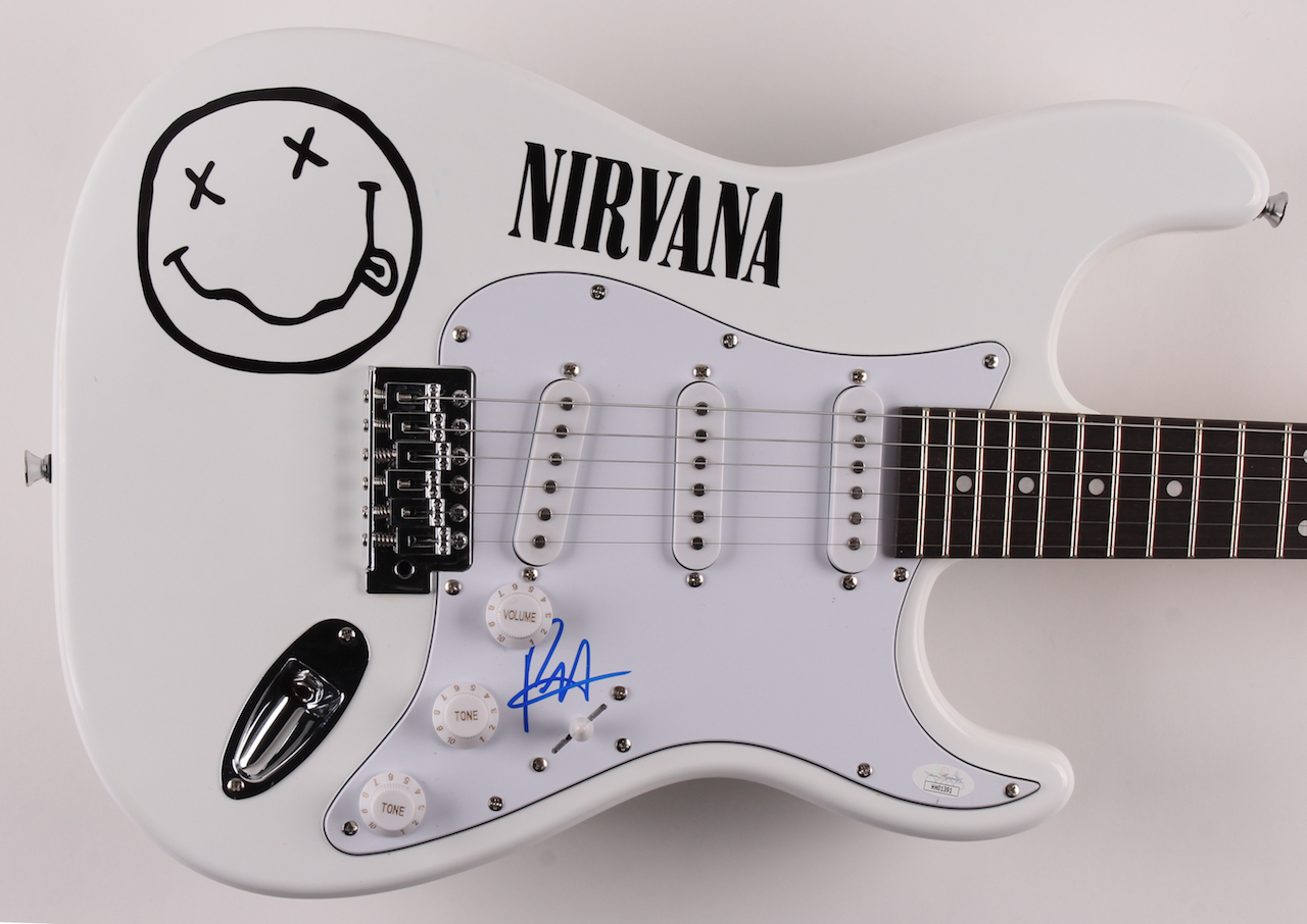 Pat Smear Signed 39" Nirvana Electric Guitar (JSA COA) at PristineAuction.com Pat Smear Signed 39" Nirvana Electric Guitar (JSA COA) at PristineAuction.com