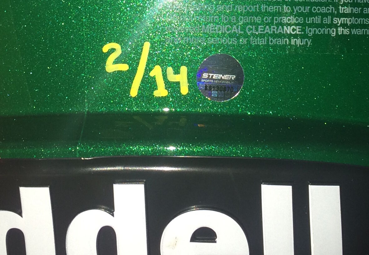 Marcus Mariota Signed Oregon Ducks LE Full-Size Authentic On-Field Speed Helmet Inscribed "Oregon Record: 13,089 Yds, 105 Tds" (Steiner COA) at PristineAuction.com Marcus Mariota Signed Oregon Ducks LE Full-Size Authentic On-Field Speed Helmet Inscribed "Oregon Record: 13,089 Yds, 105 Tds" (Steiner COA) at PristineAuction.com