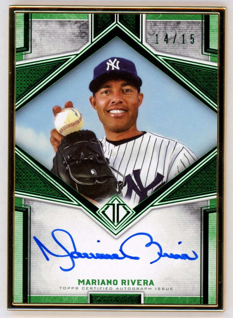 Mariano Rivera 2019 Topps Transcendent Autographs Emerald #TCAMR at PristineAuction.com Mariano Rivera 2019 Topps Transcendent Autographs Emerald #TCAMR at PristineAuction.com
