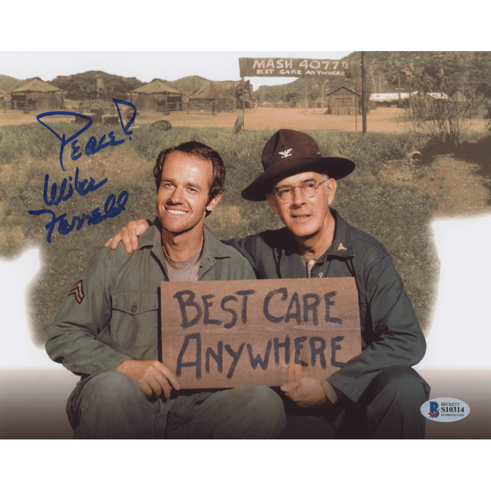 Mike Farrell Signed "M*A*S*H" 8x10 Photo Inscribed "Peace" (Beckett COA) at PristineAuction.com Mike Farrell Signed "M*A*S*H" 8x10 Photo Inscribed "Peace" (Beckett COA) at PristineAuction.com