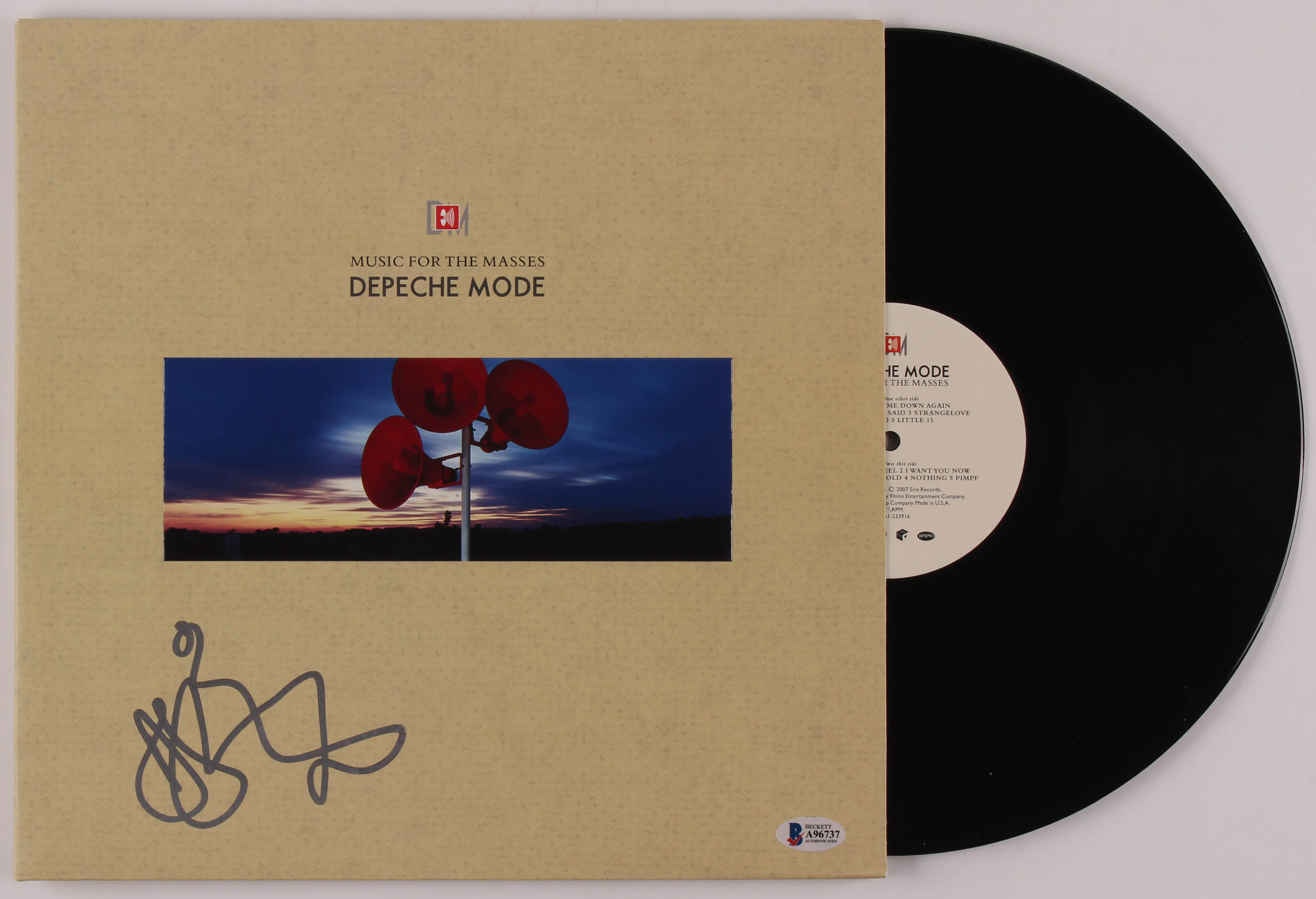 Dave Gahan Signed Depeche Mode "Music for the Masses" Vinyl Record Cover (Beckett Hologram) at PristineAuction.com Dave Gahan Signed Depeche Mode "Music for the Masses" Vinyl Record Cover (Beckett Hologram) at PristineAuction.com