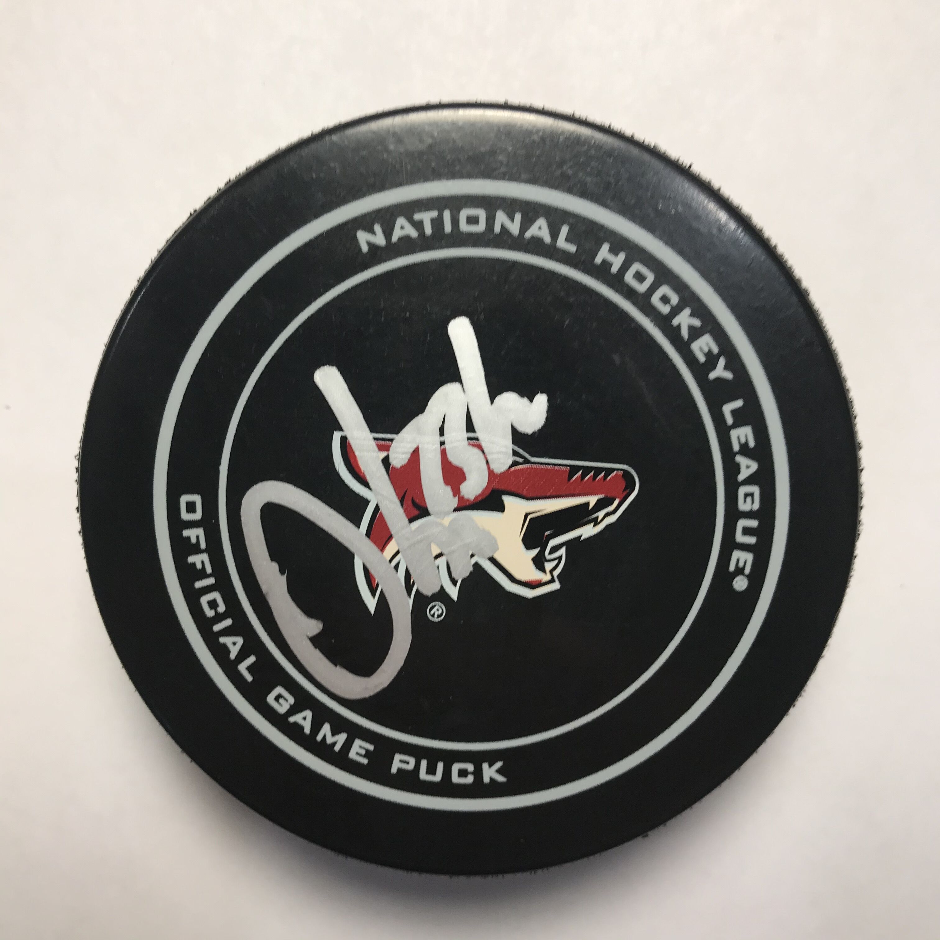 Oliver Ekman-Larsson Signed Coyotes Logo Hockey Puck with Display Case (Beckett COA) at PristineAuction.com Oliver Ekman-Larsson Signed Coyotes Logo Hockey Puck with Display Case (Beckett COA) at PristineAuction.com