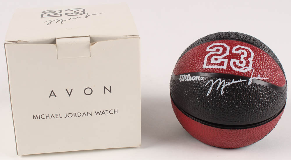 1997 Avon Michael Jordan Leather Strap Watch With Wilson Display Case at PristineAuction.com 1997 Avon Michael Jordan Leather Strap Watch With Wilson Display Case at PristineAuction.com