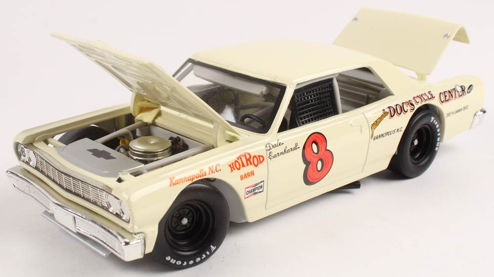 Dale Earnhardt Sr. LE #8 1st Asphalt Win 1964 Chevrolet Chevelle 1:24 Diecast Car at PristineAuction.com Dale Earnhardt Sr. LE #8 1st Asphalt Win 1964 Chevrolet Chevelle 1:24 Diecast Car at PristineAuction.com